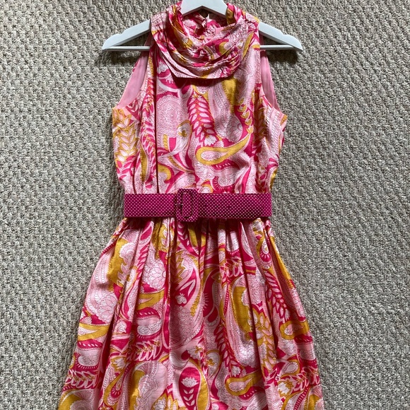 Vintage 1960s Dress with Pockets! - Picture 1 of 13